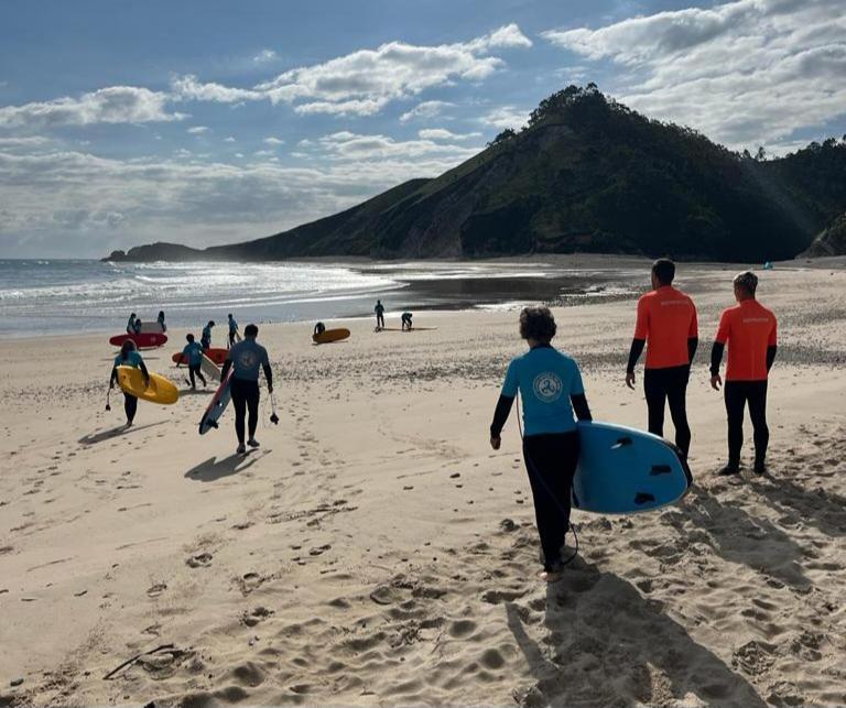 Llanes Surfcamp & Hostel Eksteriør bilde