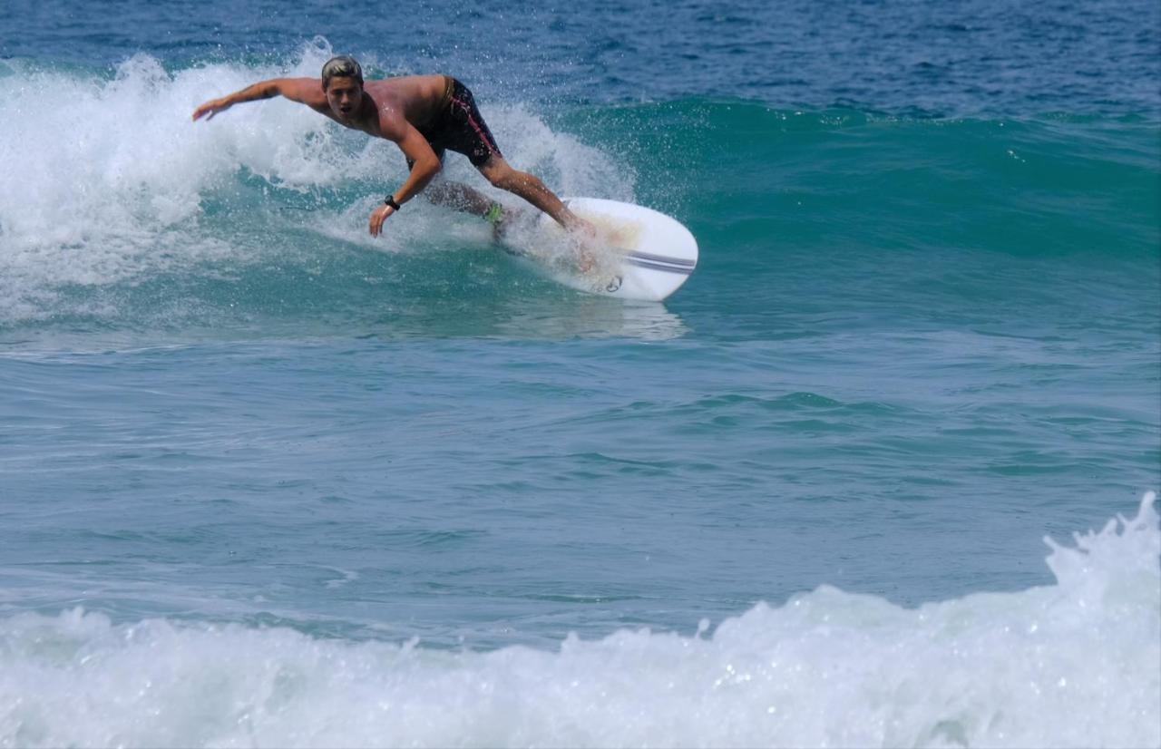 Llanes Surfcamp & Hostel Eksteriør bilde