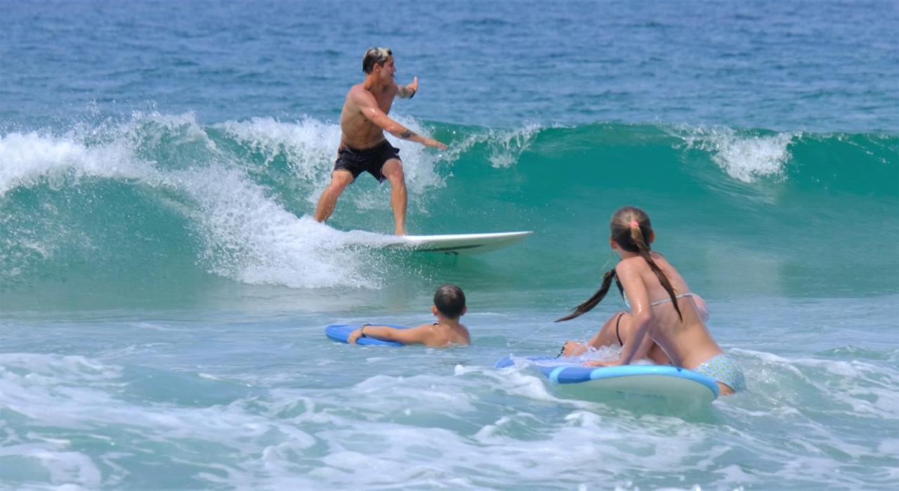 Llanes Surfcamp & Hostel Eksteriør bilde