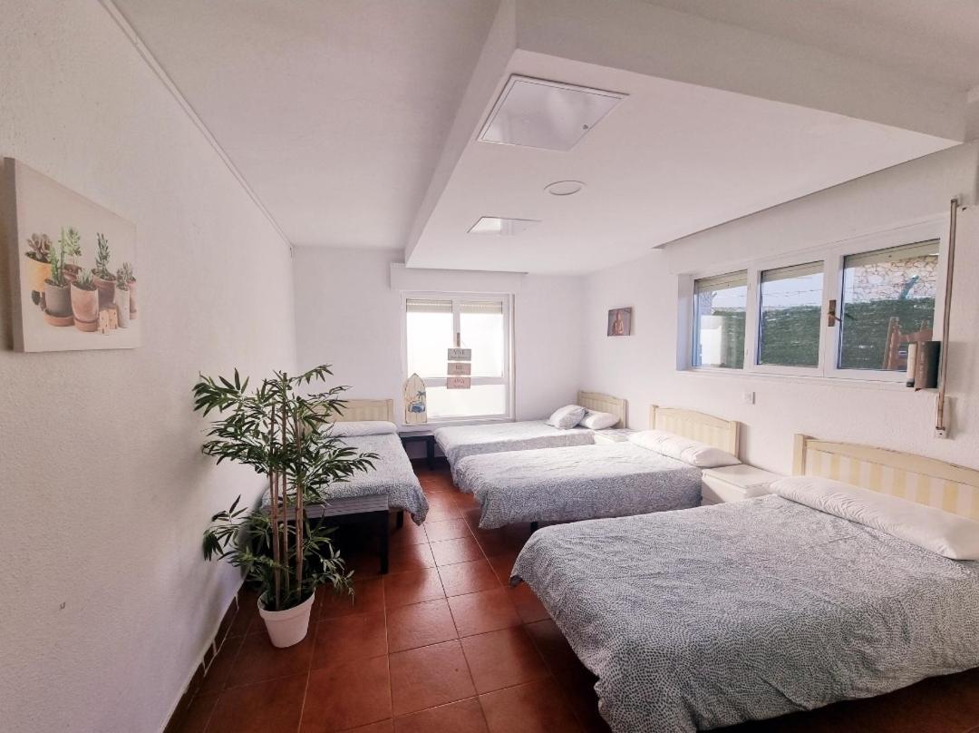 Llanes Surfcamp & Hostel Eksteriør bilde