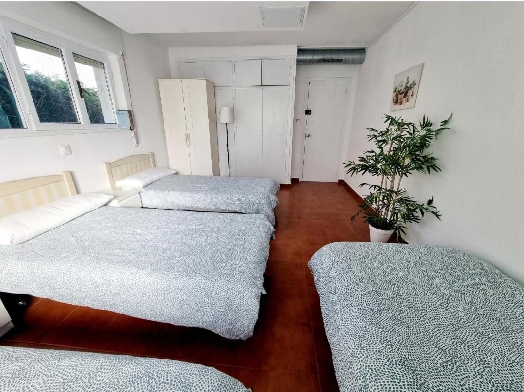 Llanes Surfcamp & Hostel Eksteriør bilde